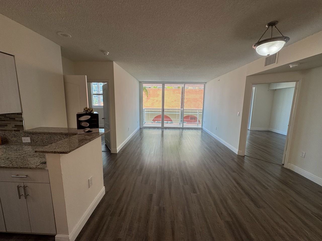 17000 N Bay Rd #703 - Photo 2 of 8