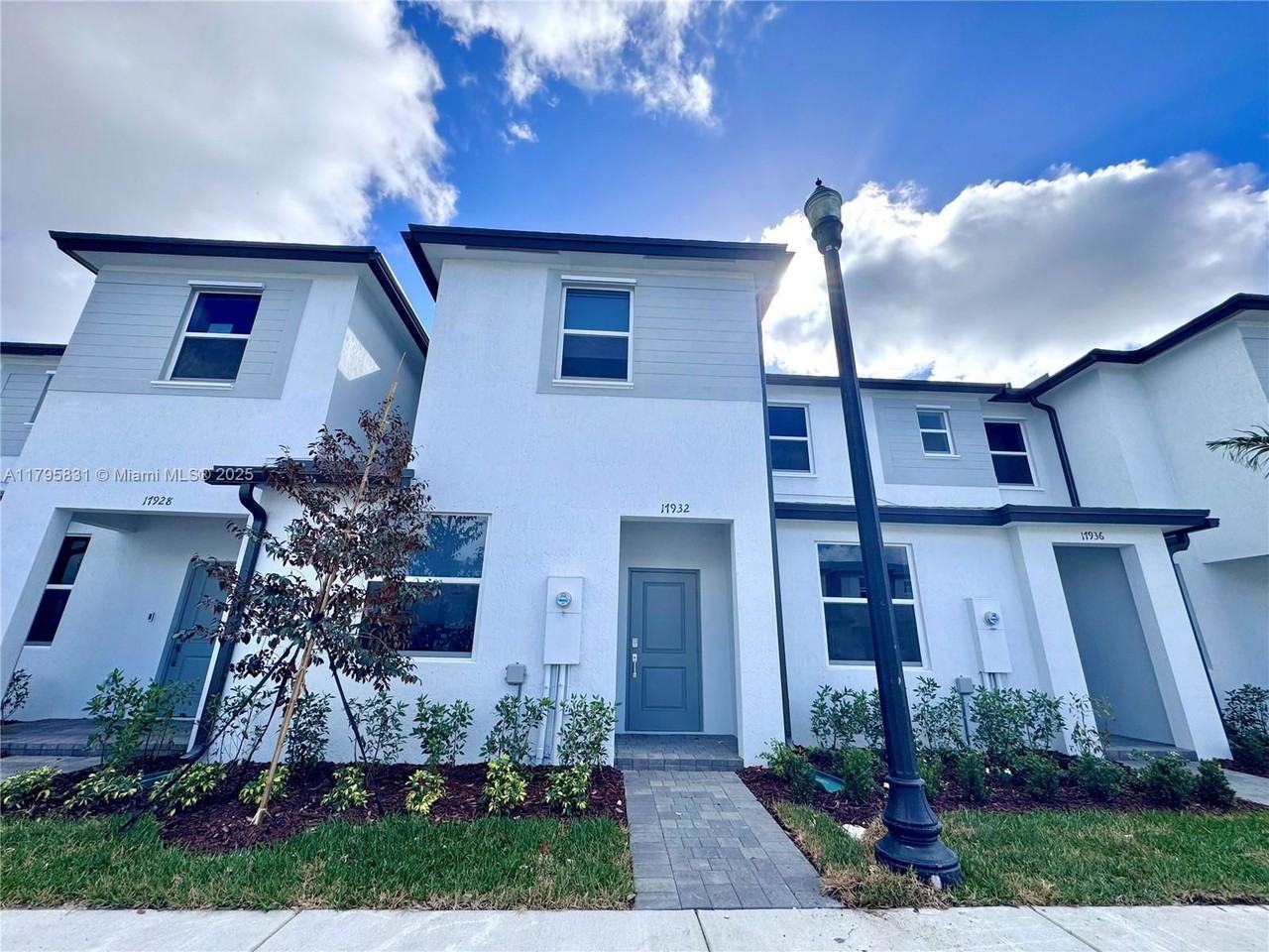 17854 Sw 358th St - Photo 2 of 8