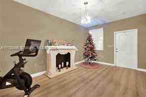 2658 Se 10th St - Photo 4 of 8