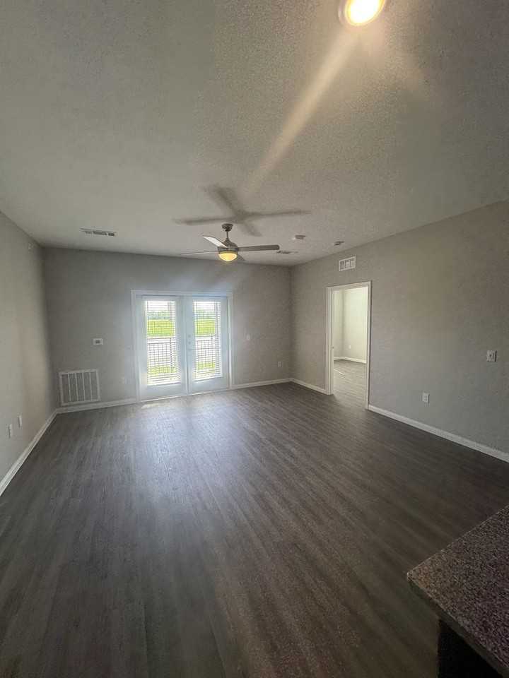 4505 Vintage Blvd #1349 - Photo 5 of 8