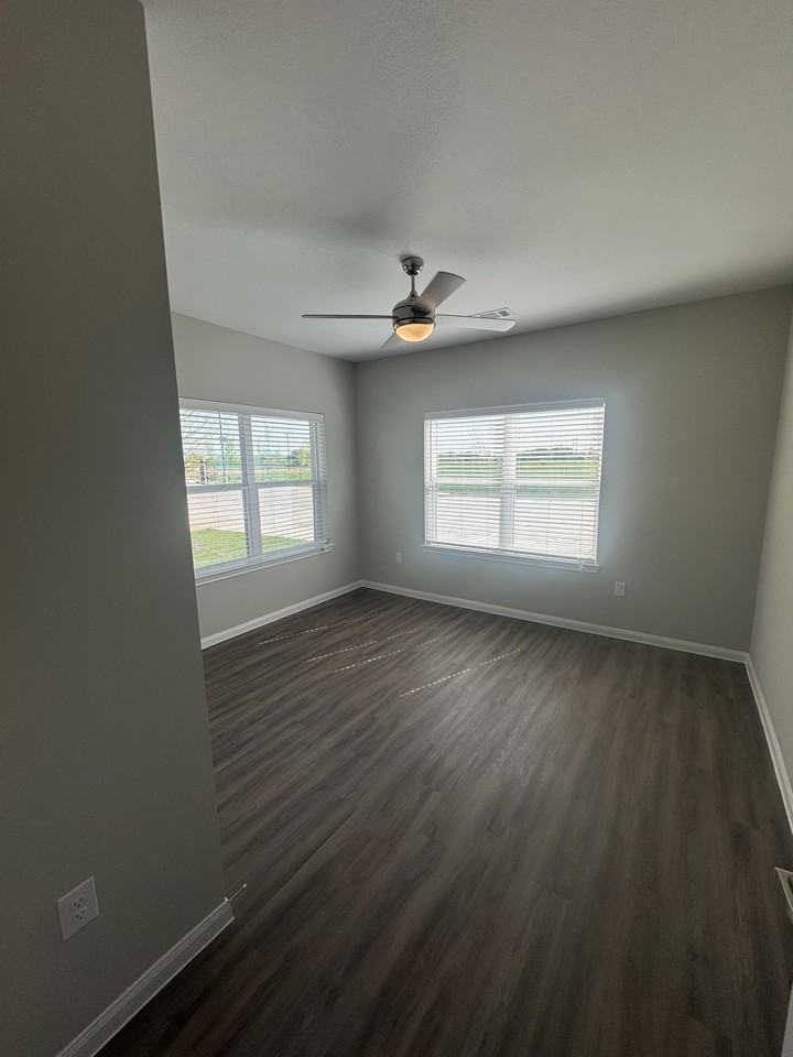 4505 Vintage Blvd #1349 - Photo 6 of 8