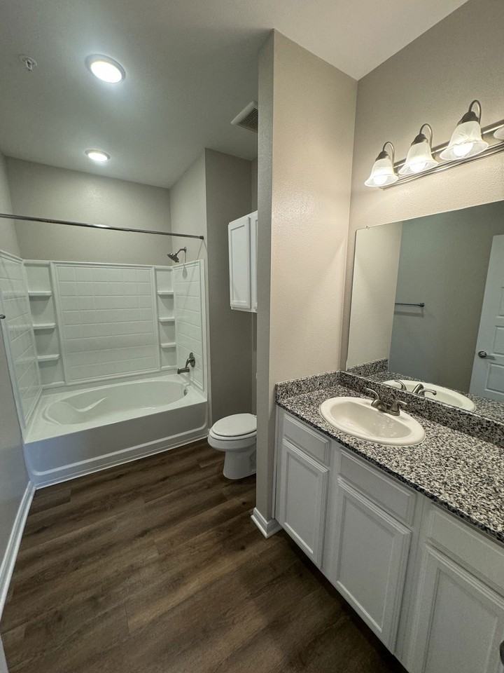 11487 Oak Landing Dr #1324 - Photo 7 of 8