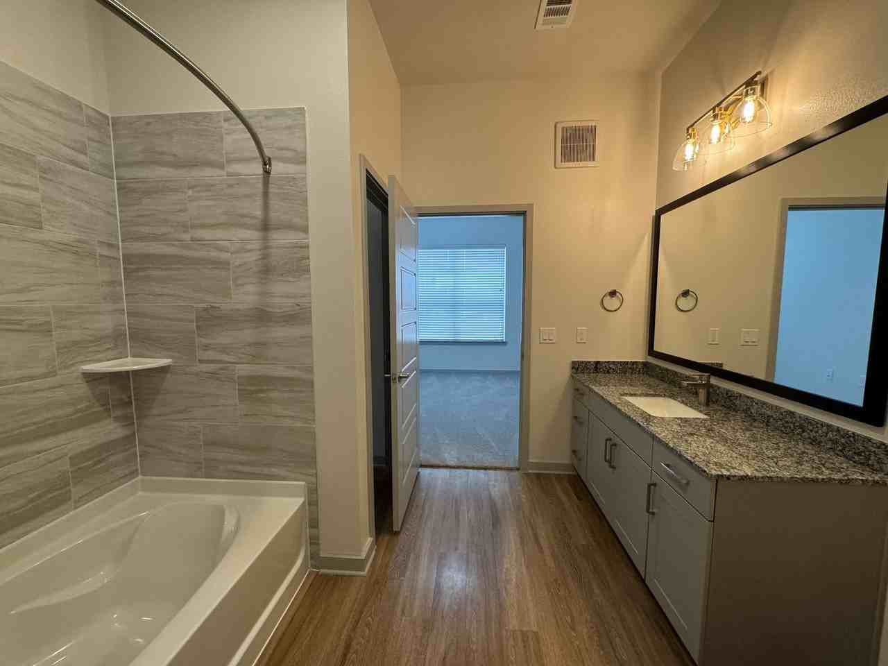 4700 E Sam Lee Ln #1101 - Photo 4 of 5