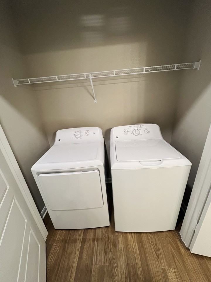 300 Bethune St #815 - Photo 7 of 8