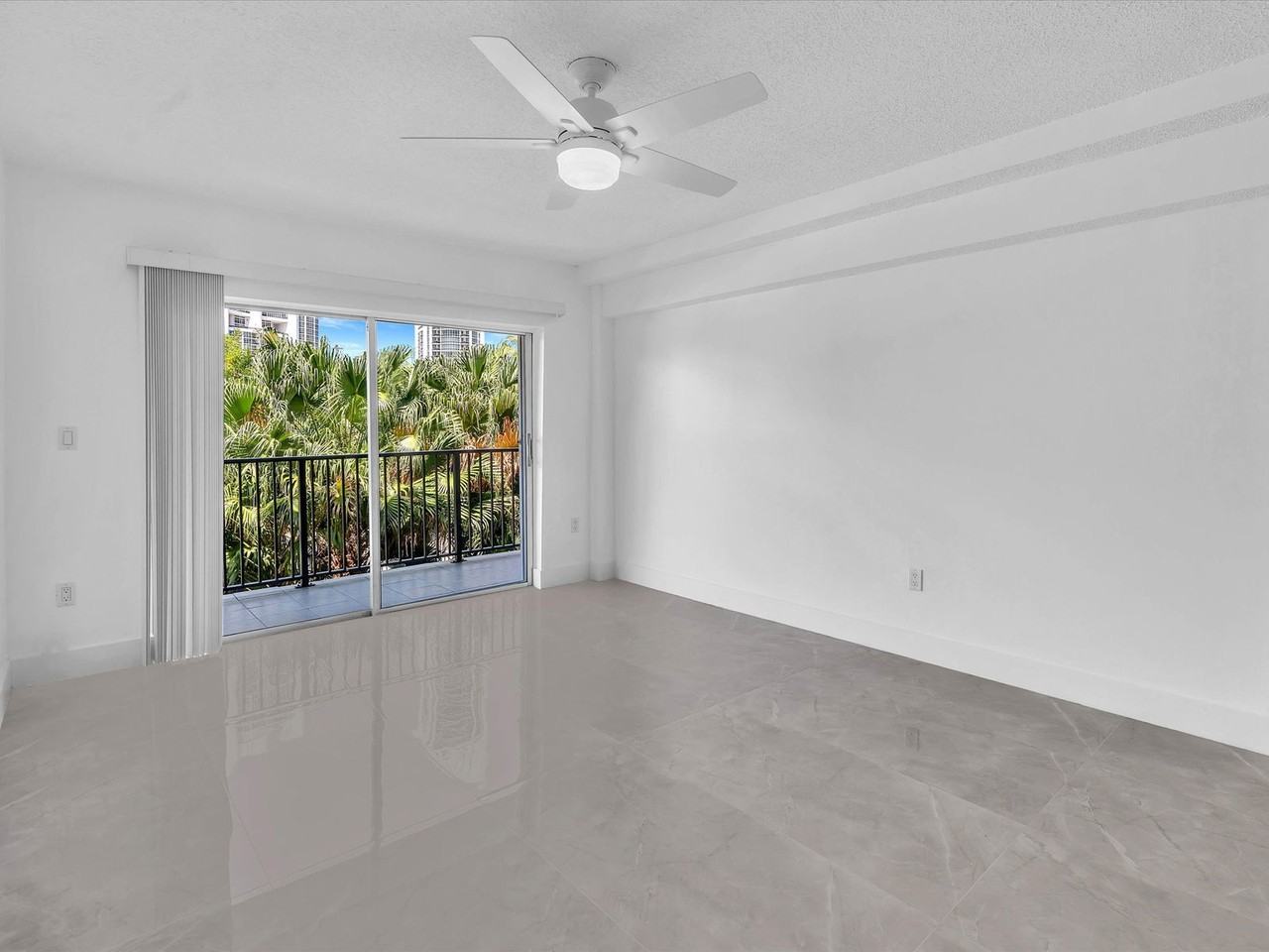 250 181st Dr #107 - Photo 5 of 8