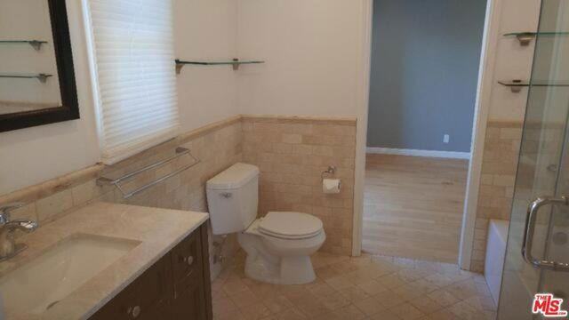 28247 Via Acero St - Photo 3 of 8