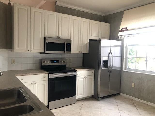 534 Nw Waverly Cir - Photo 4 of 8