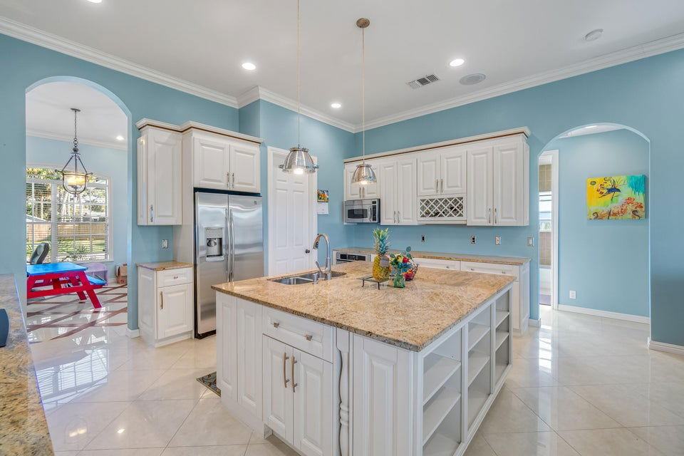 2650 Sw Calder St - Photo 7 of 8