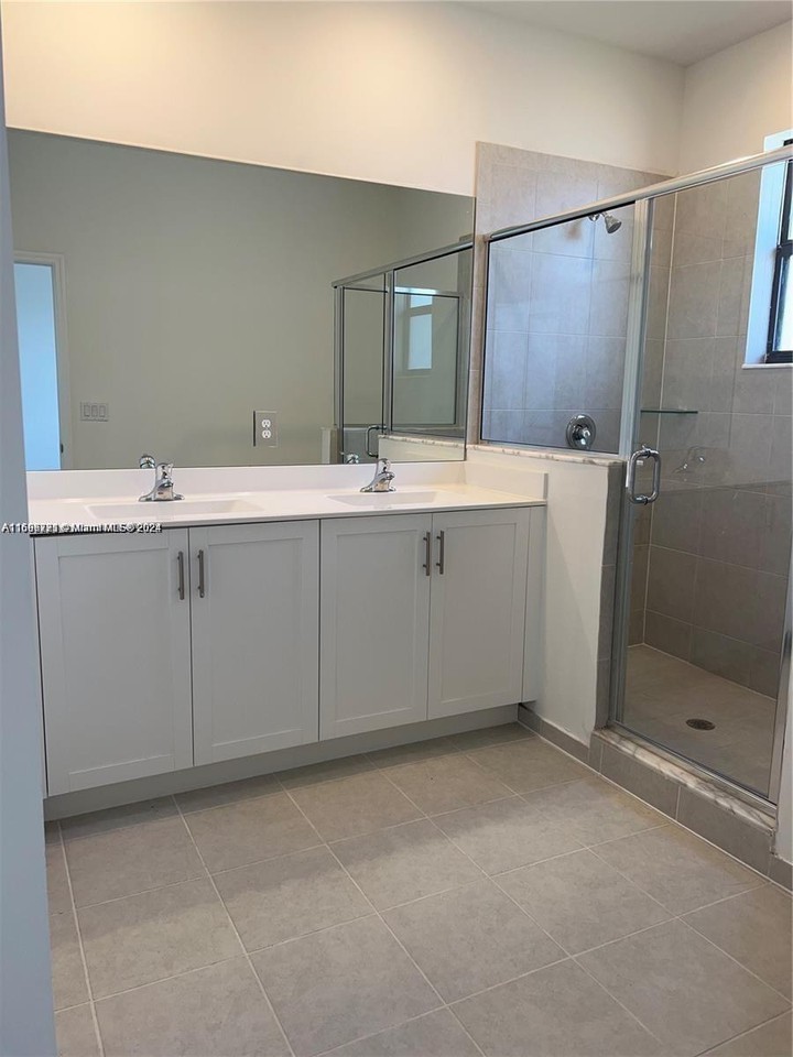 13412 Sw 287th Ter - Photo 4 of 8