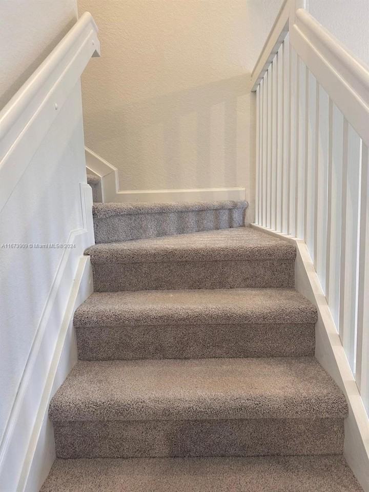 23022 Sw 130th Ave - Photo 3 of 8