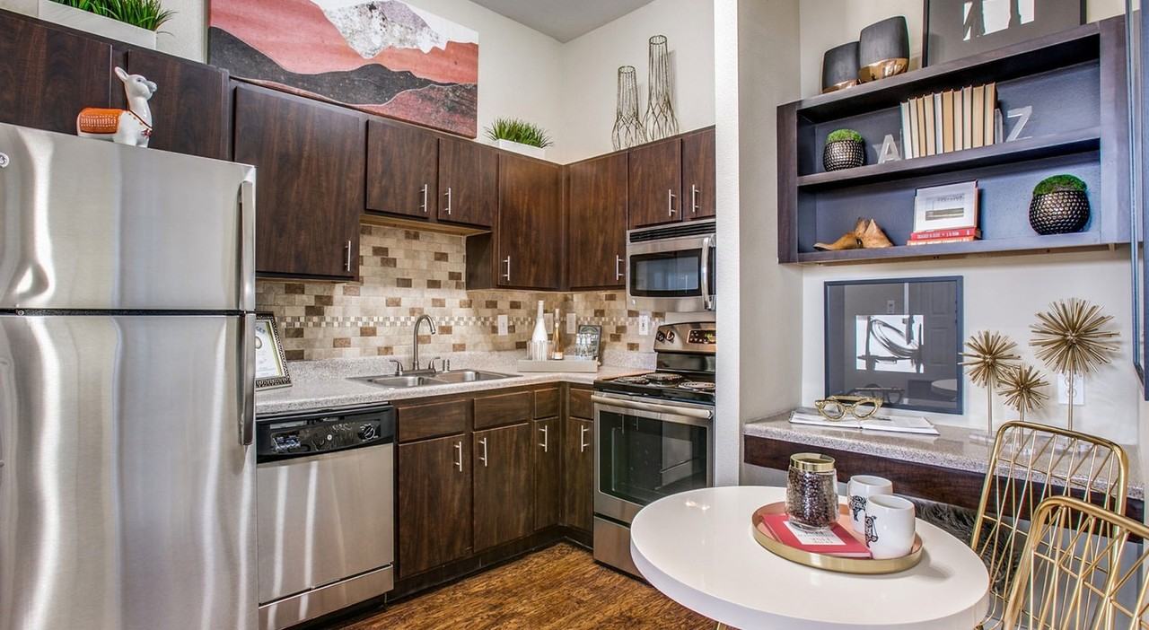 21500 Park Row Dr #1102 - Photo 2 of 8