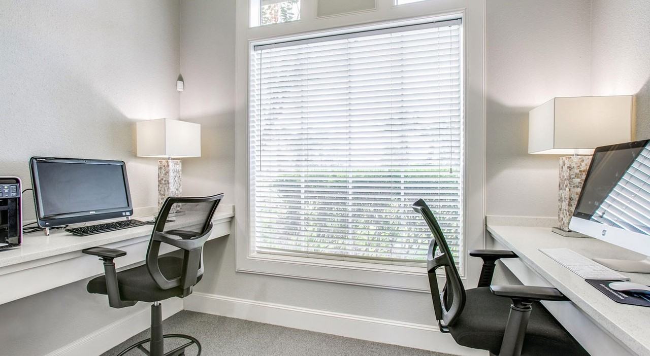 21500 Park Row Dr #1102 - Photo 7 of 8