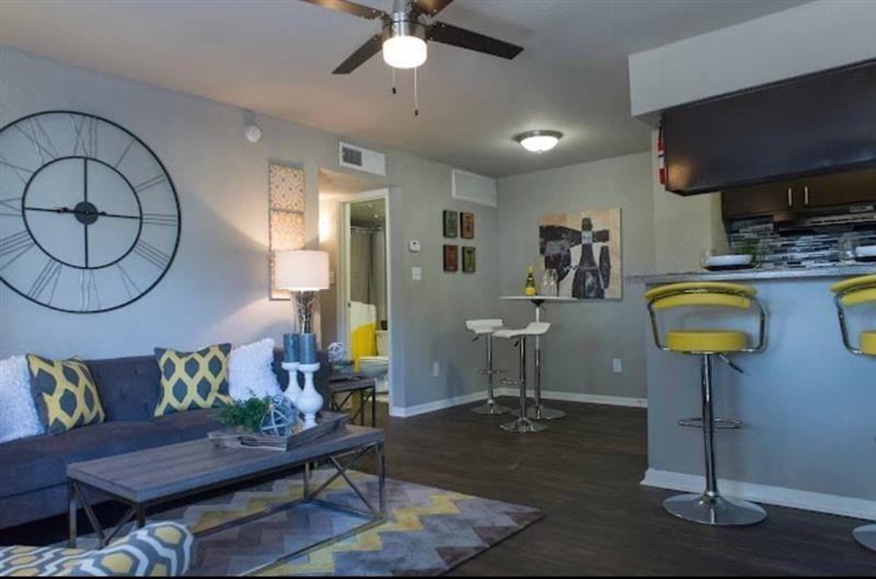 2401 Westridge St #1-1009 - Photo 3 of 8