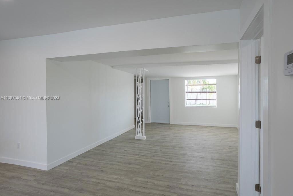 Hope St - Photo 2 of 8