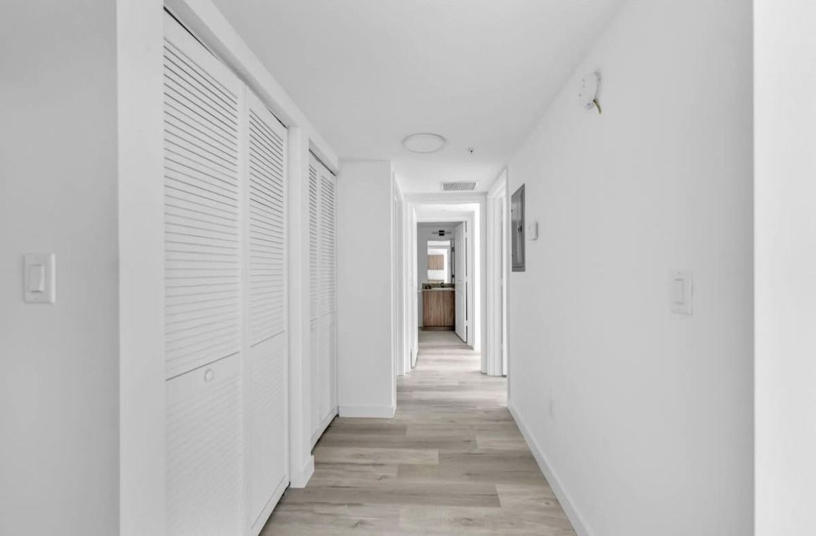 155 Nw 160th St - Photo 2 of 8