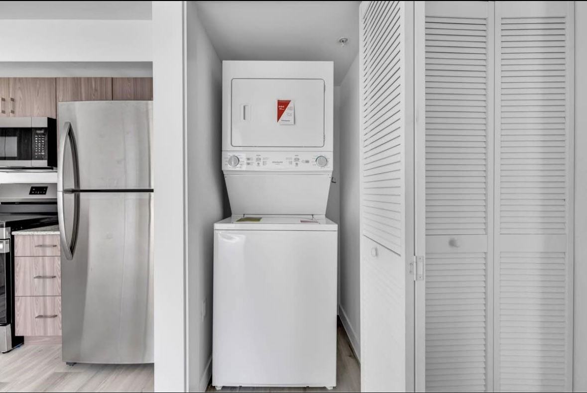 155 Nw 160th St - Photo 3 of 8