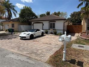 19536 Nw 79th Ct - Photo 2 of 8