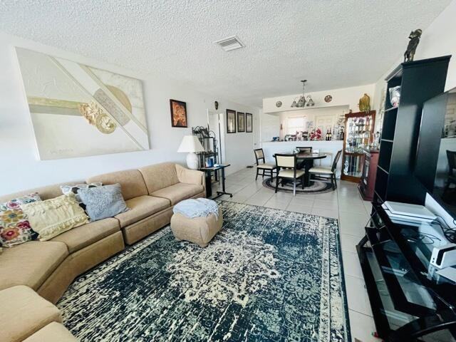 1101 Crystal Lake Dr #705 - Photo 4 of 8