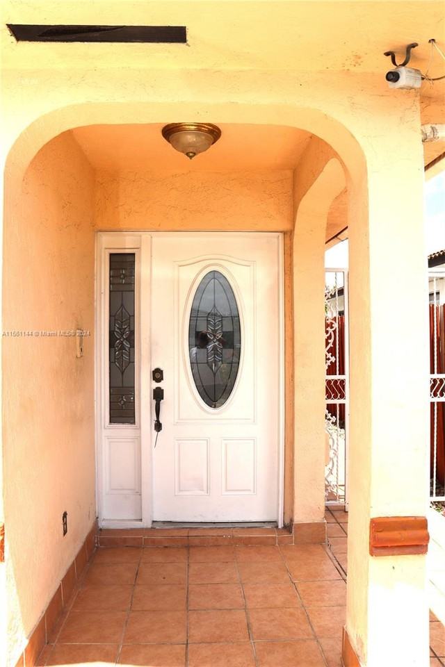 2605 W 71st Pl - Photo 2 of 8