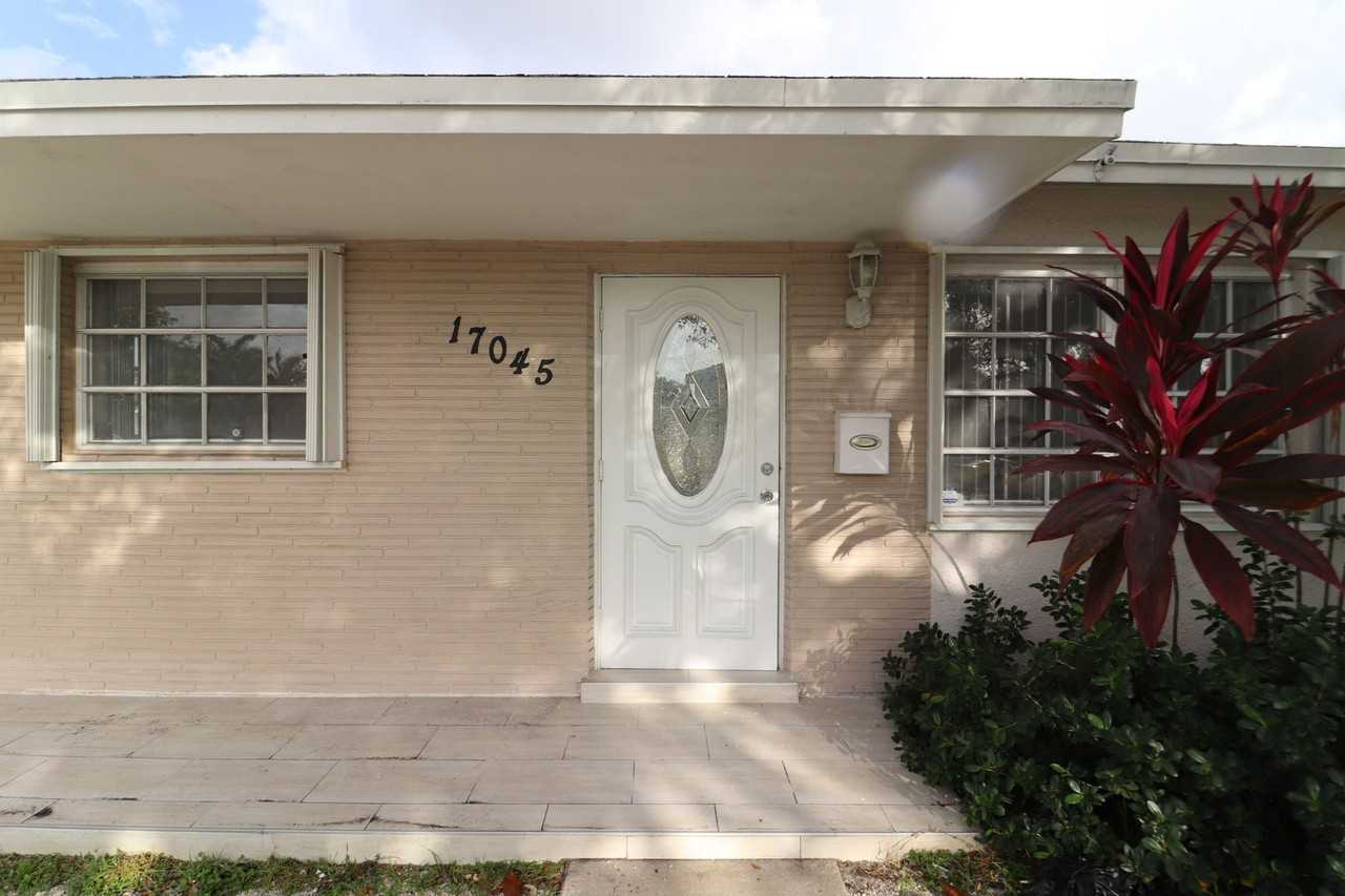 17045 Nw 87th Ave - Photo 7 of 8