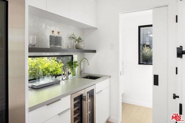 1805 Penmar Ave - Photo 2 of 8