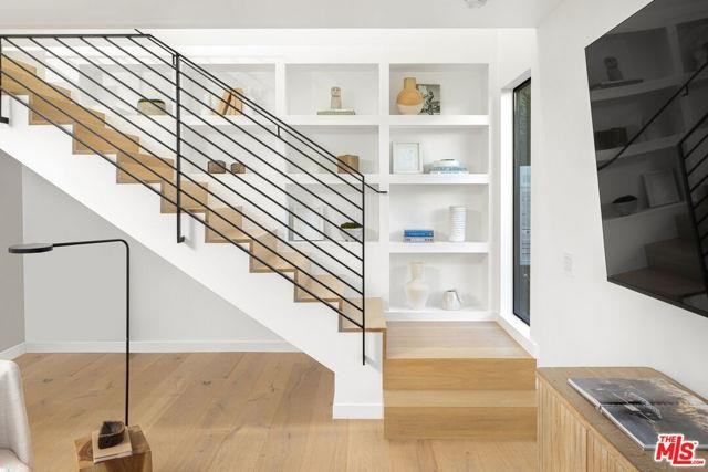 1169 Palms Blvd - Photo 3 of 8