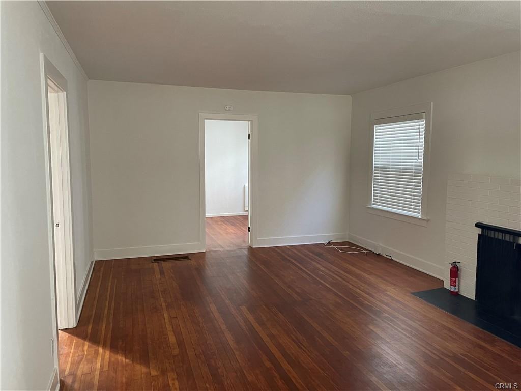 409 16th St - Photo 2 of 8