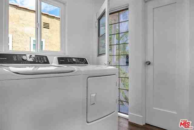 7934 W 4th St - Photo 3 of 7