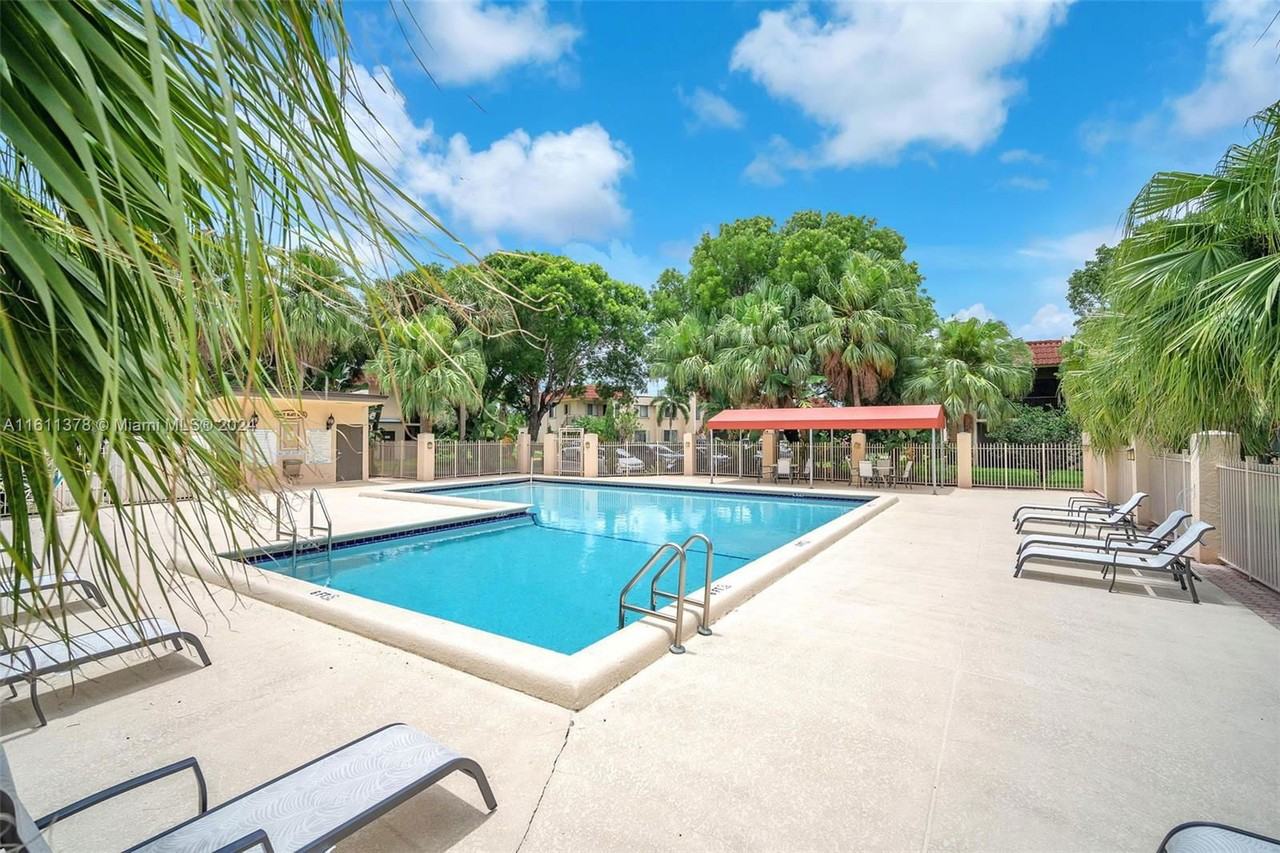 16401 Blatt Blvd #201 - Photo 3 of 8