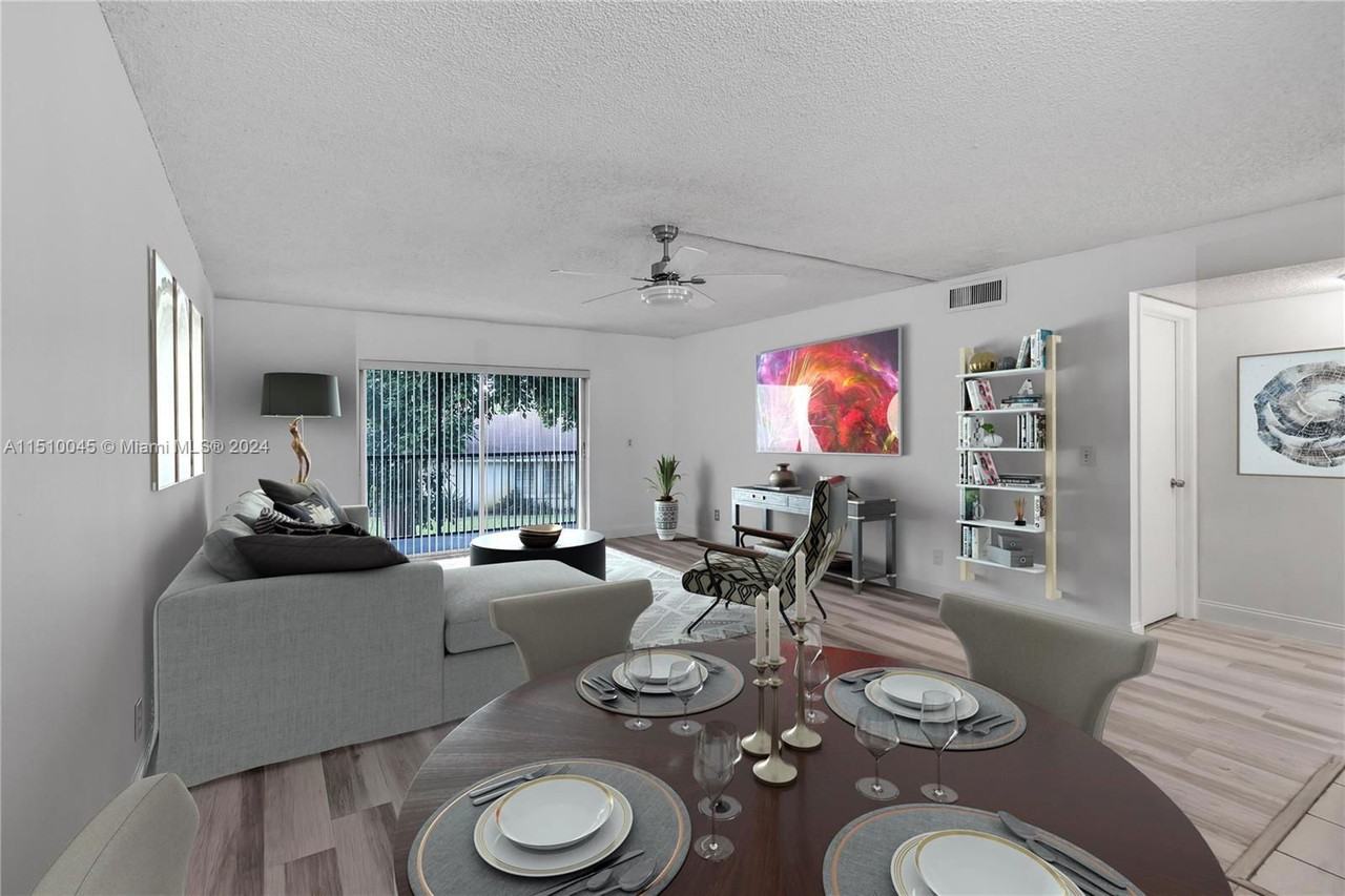 8513 Old Country Manor #415 - Photo 2 of 8