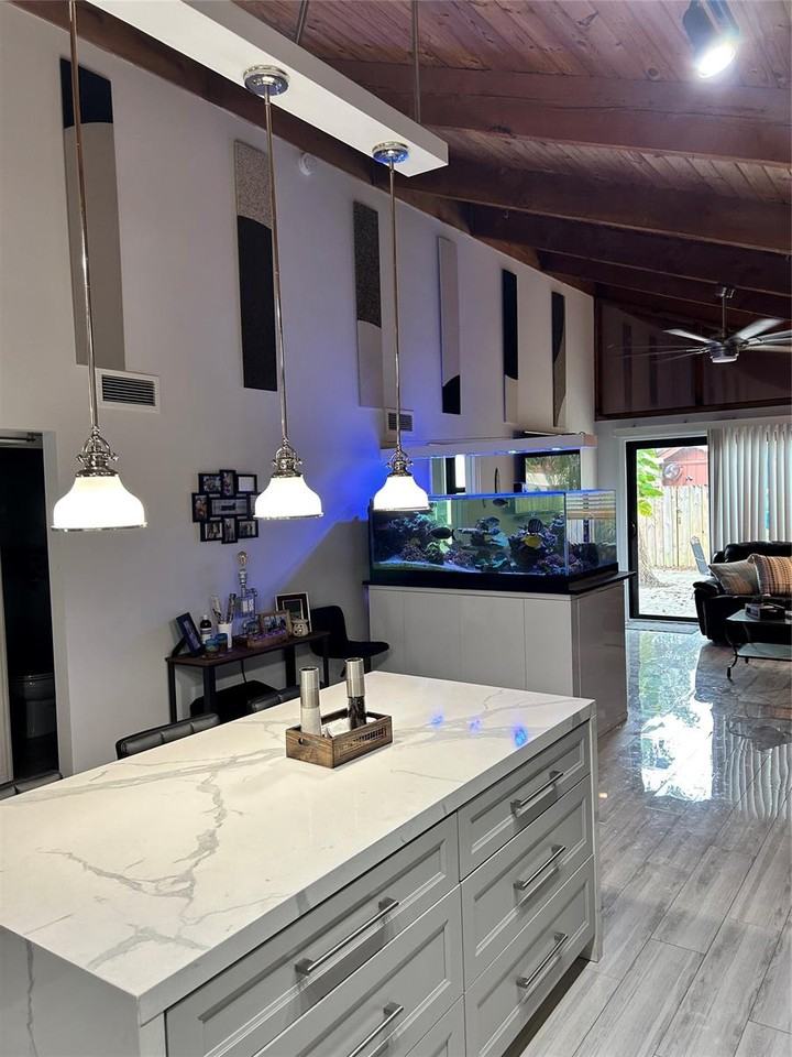 6171 Nw 33rd Ter - Photo 3 of 8