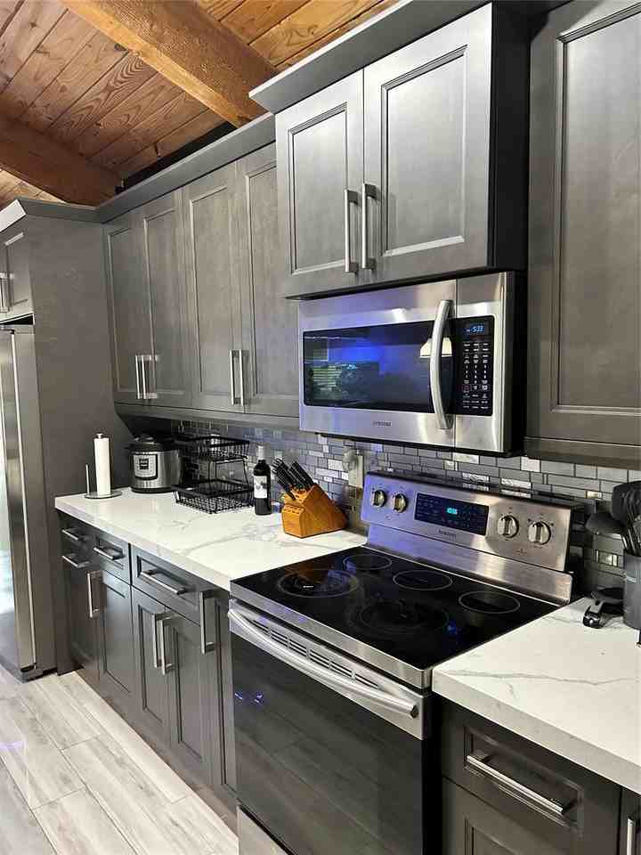 6171 Nw 33rd Ter - Photo 6 of 8