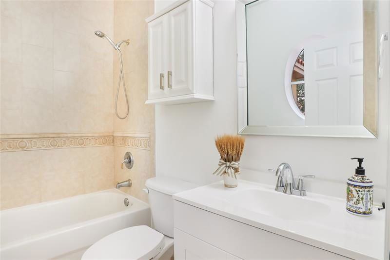 2119 Anchor Ct - Photo 6 of 8