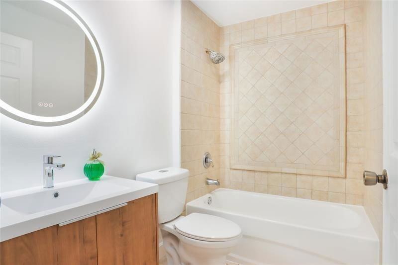 2119 Anchor Ct - Photo 7 of 8