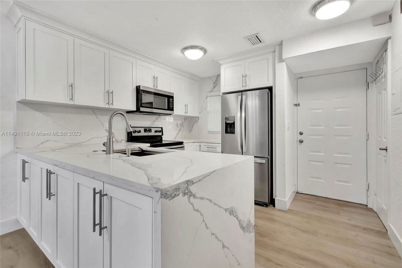 3130 Bird Ave - Photo 2 of 8