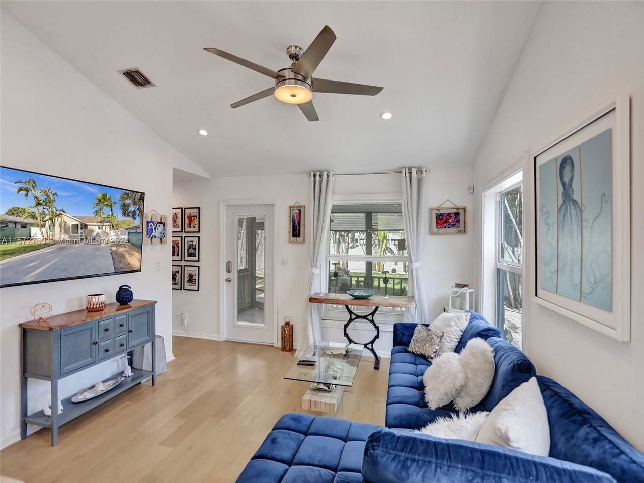 1204 Ne 3rd Ave - Photo 7 of 8