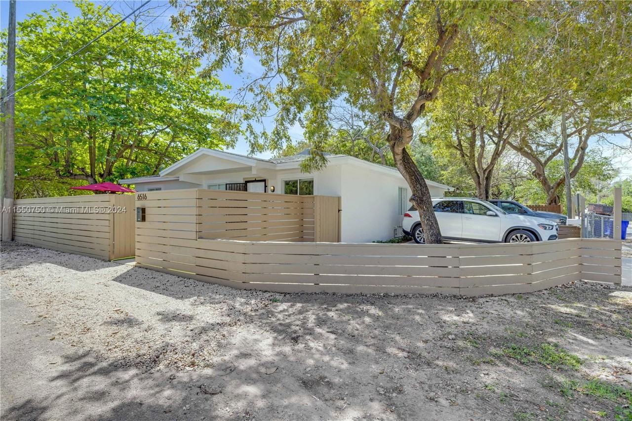 6516 Ne 1st Ct - Photo 7 of 8