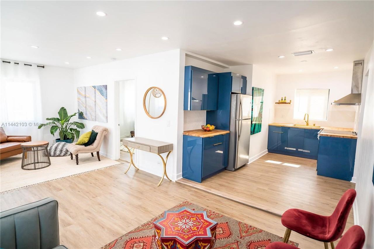 3504 Nw 19th Ave - Photo 2 of 8