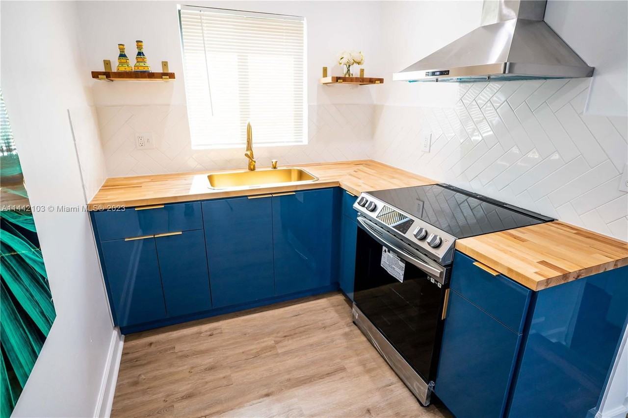 3504 Nw 19th Ave - Photo 4 of 8