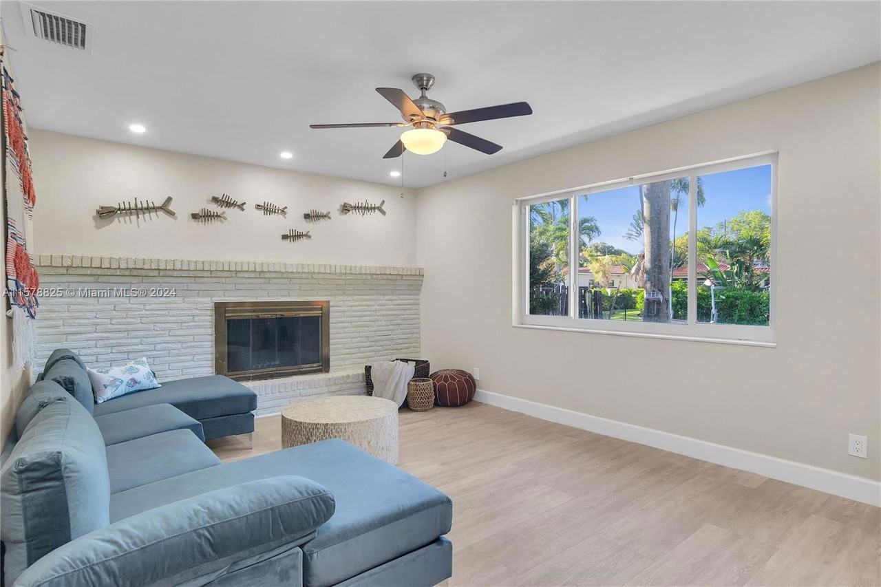 515 Sw 12th St - Photo 3 of 8