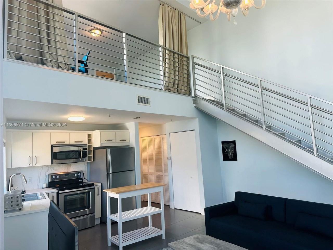 7700 Collins Ave - Photo 7 of 8