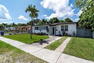 840 Ne 158th St - Photo 1 of 1