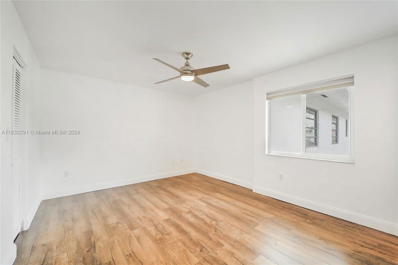 235 Antilla Ave - Photo 6 of 8