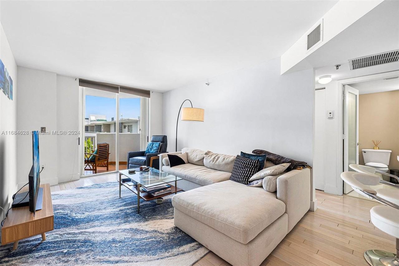 1621 Bay Rd - Photo 3 of 8