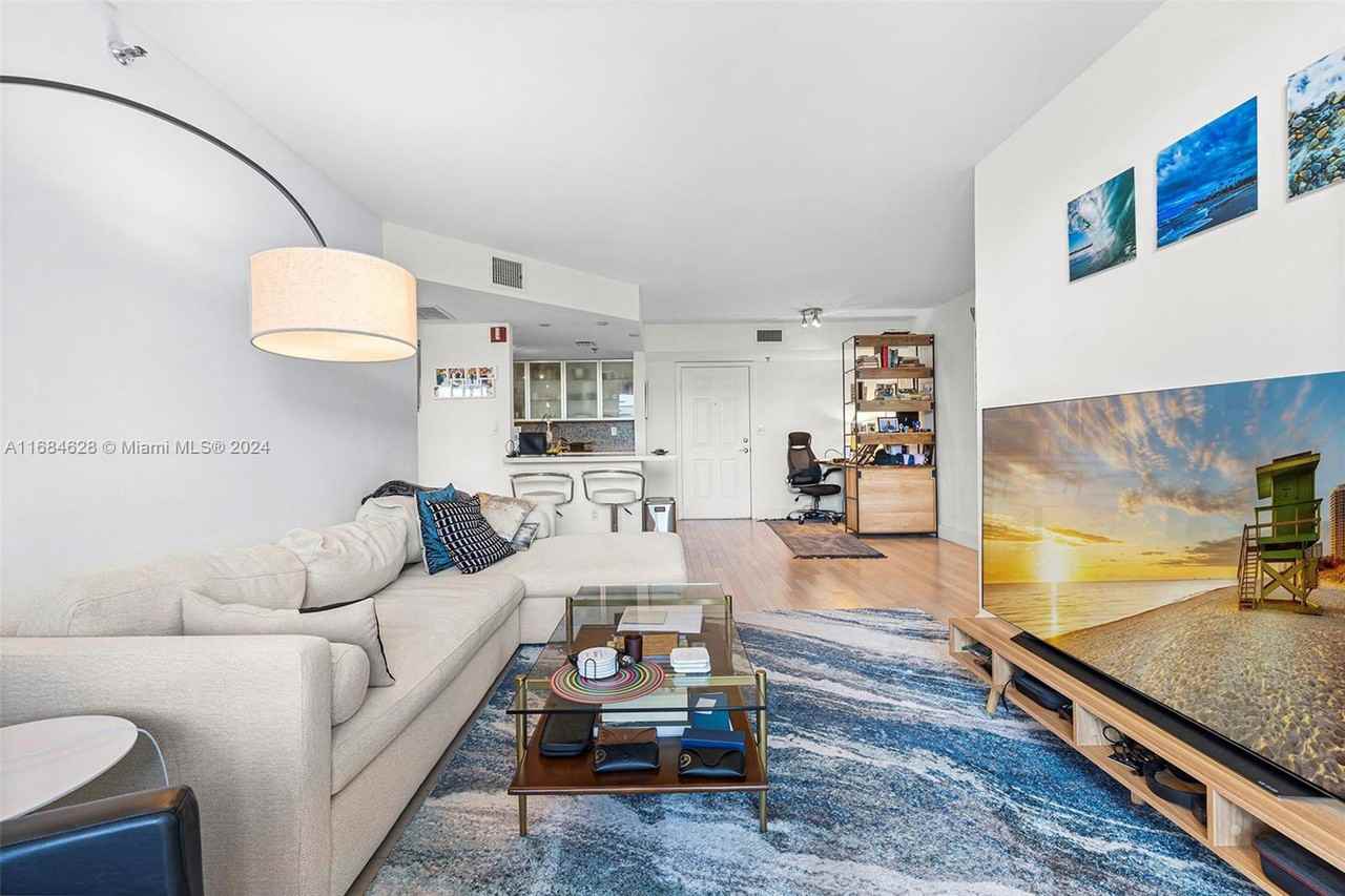 1621 Bay Rd - Photo 5 of 8