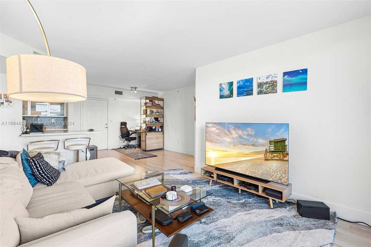 1621 Bay Rd - Photo 6 of 8