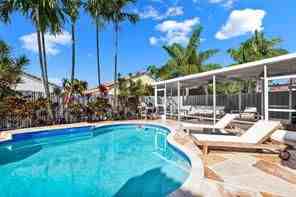 18910 Northwest 10th Terrace - Photo 6 of 8