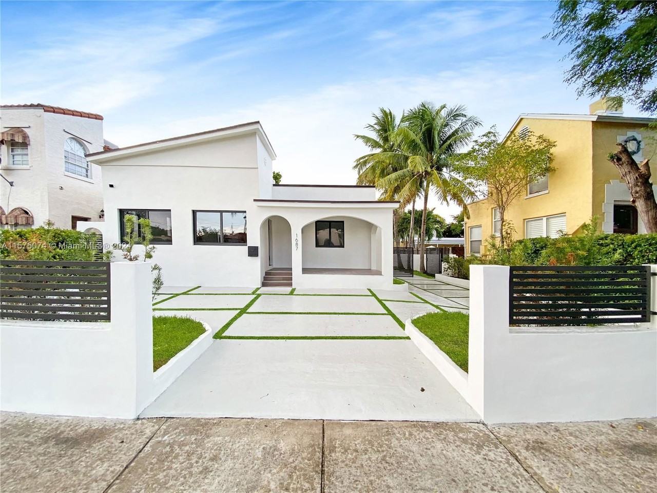 1687 Sw 11th St - Photo 2 of 8