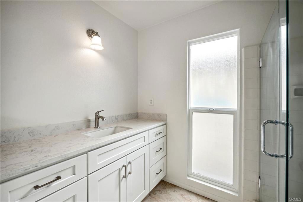447 Canal St - Photo 2 of 8