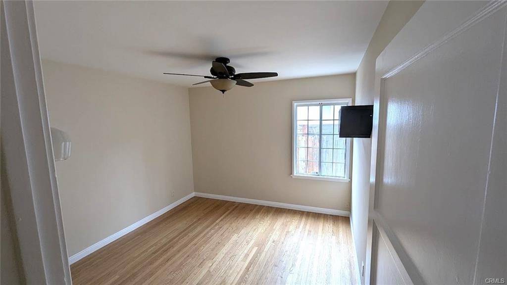 1211 N Maple St - Photo 3 of 8